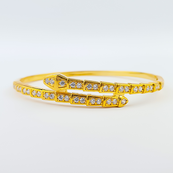 Bracelete  Isis Dourada com Zircônias