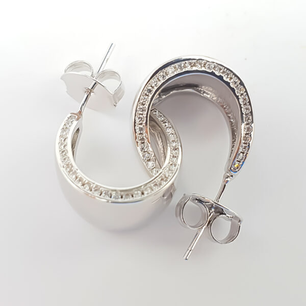 Brinco Ana Meia Argola com Zircônias - Imagem 2