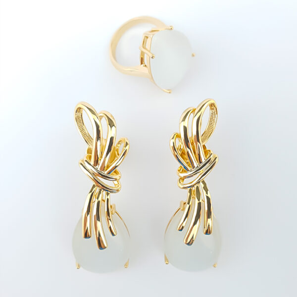 Conjunto Antonella Anel e Brincos Gota - Imagem 2